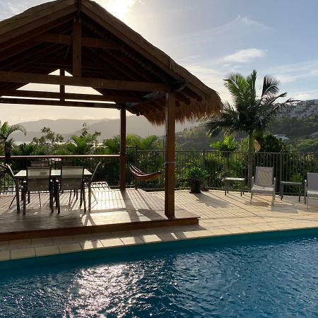 Island Views Bed & Breakfast แอร์ลีบีช ภายนอก รูปภาพ