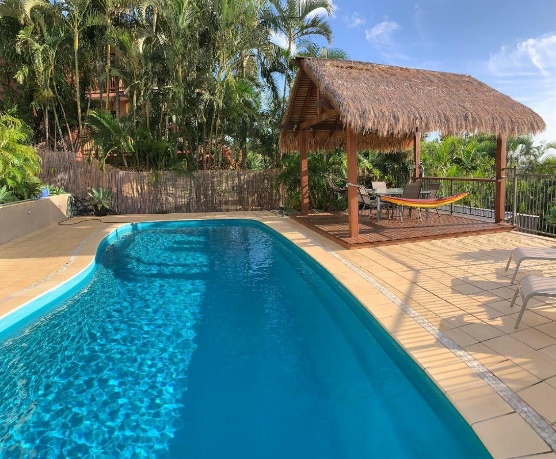 Island Views Bed & Breakfast แอร์ลีบีช ภายนอก รูปภาพ