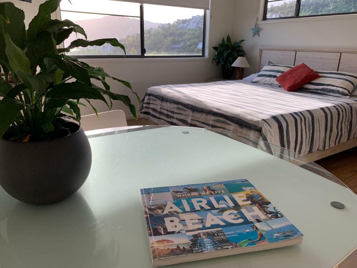 Island Views Bed & Breakfast แอร์ลีบีช ภายนอก รูปภาพ